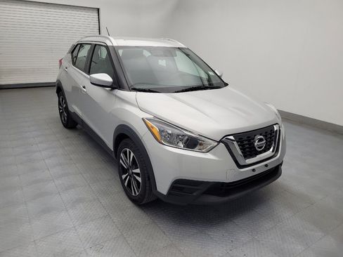 Used 2019 Nissan Kicks SV image 13