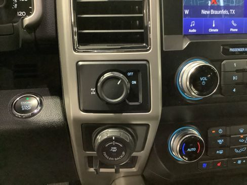 Used 2019 Ford F150 Lariat w/ Equipment Group 502A Luxury RWD image 15