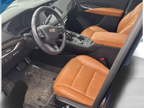 Used 2020 Cadillac XT4 Sport image 1