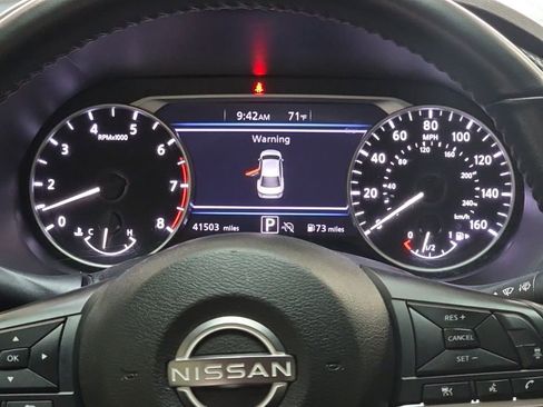 Used 2024 Nissan Sentra SR FWD image 17