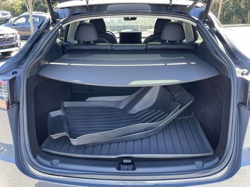 Used 2023 Tesla Model Y Long Range image 10