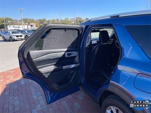Used 2022 Ford Explorer Limited w/ Equipment Group 301A image 27