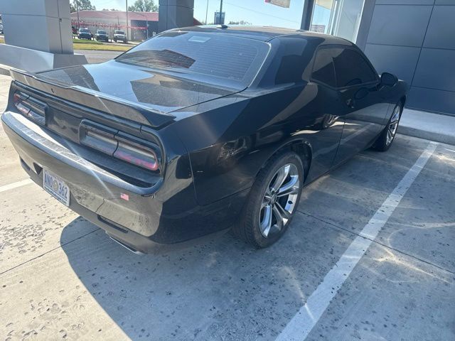 Used 2021 Dodge Challenger R/T RWD image 4