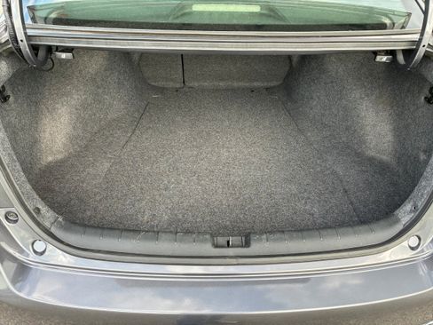 Used 2017 Honda Accord EX-L image 33