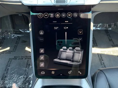 Used 2023 Lucid Air Pure image 31