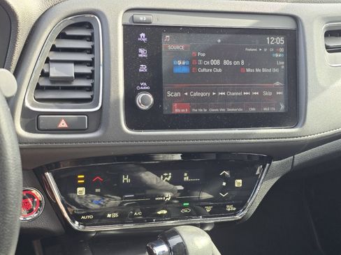 Used 2022 Honda HR-V EX-L image 25