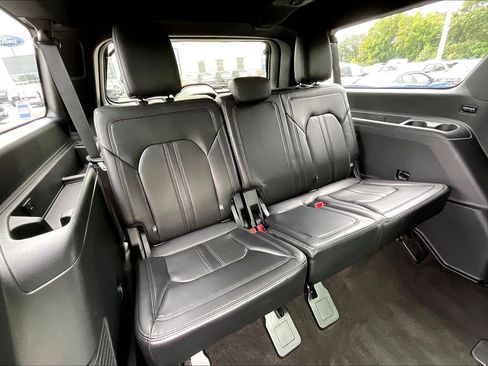 Used 2018 Ford Expedition Max Limited w/ Equipment Group 301A AWD/4WD image 28
