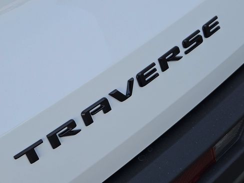 New 2027 Chevrolet Traverse LT w/ Midnight/Sport Edition FWD image 13