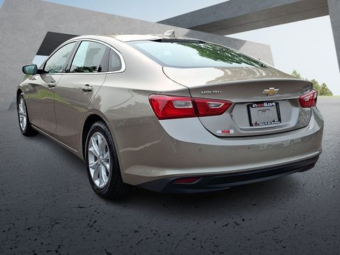 Used 2024 Chevrolet Malibu LT FWD image 4