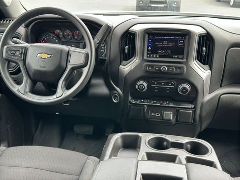 Used 2022 Chevrolet Silverado 1500 Custom AWD/4WD image 13