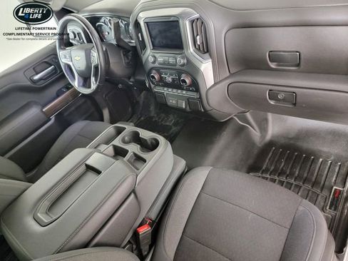Used 2021 Chevrolet Silverado 1500 LT AWD/4WD image 19