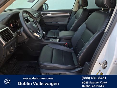 Used 2023 Volkswagen Atlas SE w/ Panoramic Sunroof Package FWD image 15