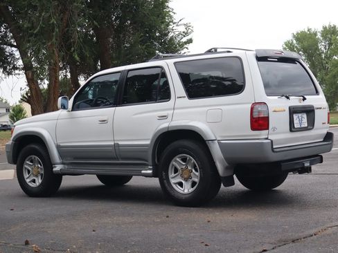 Used 2000 Toyota 4Runner Limited AWD/4WD image 7