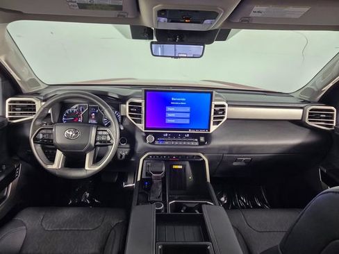 Used 2023 Toyota Tundra Limited AWD/4WD image 26
