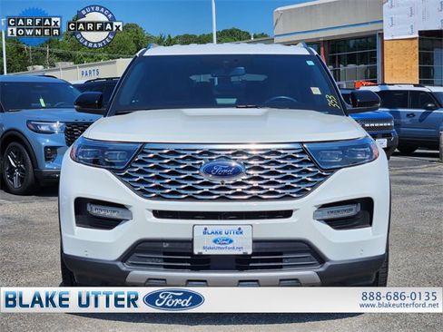 Used 2022 Ford Explorer Platinum w/ Equipment Group 601A image 2