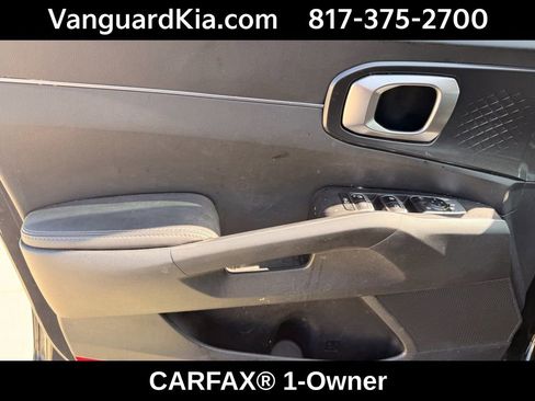 Certified 2025 Kia Sorento S w/ Panoramic Sunroof Package image 17