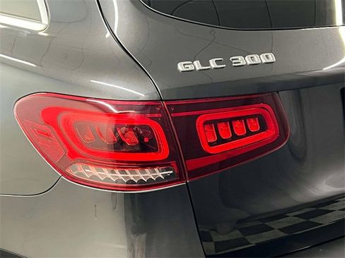 Certified 2022 Mercedes-Benz GLC 300 4MATIC image 10