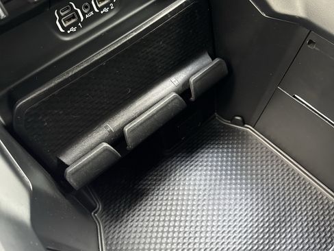 Used 2021 RAM 1500 Laramie image 32