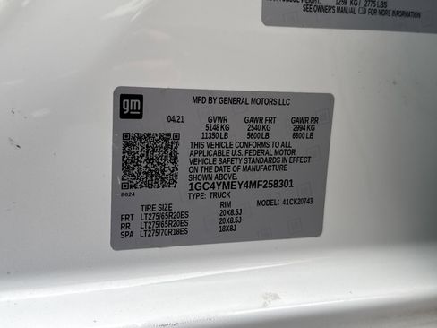 Used 2021 Chevrolet Silverado 2500 Custom w/ Custom Value Package image 31