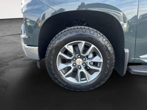 New 2026 Chevrolet Silverado 1500 LT w/ Z71 Off-Road Package AWD/4WD image 22