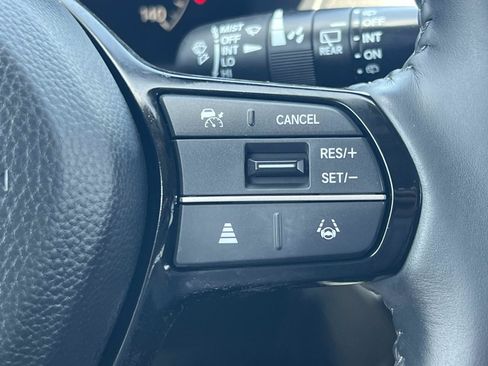 Used 2024 Honda HR-V EX-L image 10
