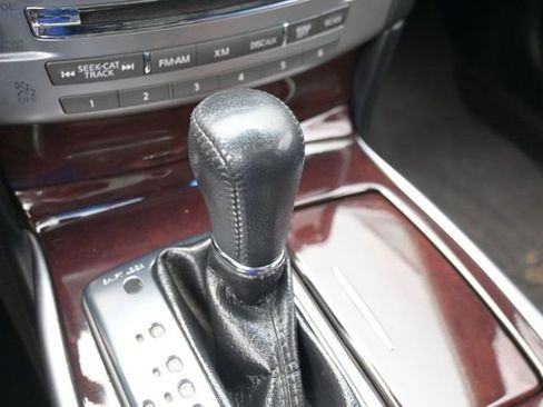 Used 2016 INFINITI Q70 L 3.7 image 23