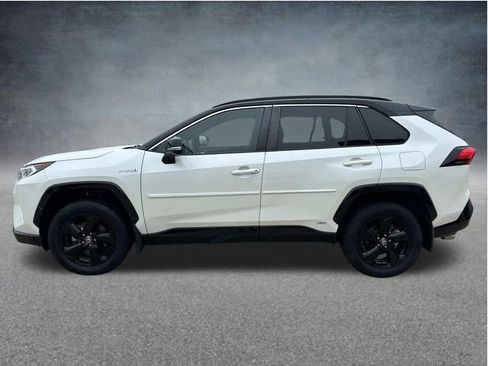 Used 2021 Toyota RAV4 XSE AWD/4WD image 6