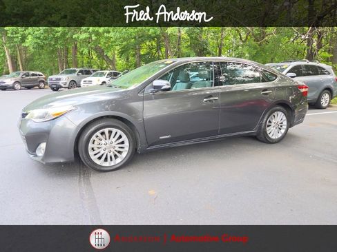 Used 2013 Toyota Avalon XLE Touring FWD image 1