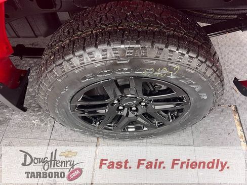 New 2026 Chevrolet Silverado 1500 Custom w/ Turbomax Blackout Package image 24