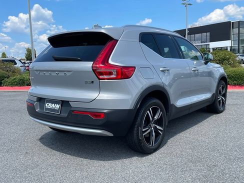 Used 2023 Volvo XC40 B5 Plus AWD/4WD image 8