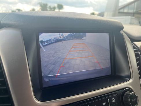 Used 2016 GMC Yukon XL Denali w/ Open Road Package AWD/4WD image 27