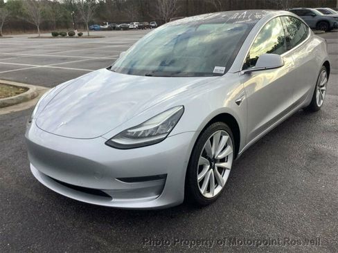 Used 2018 Tesla Model 3 Long Range image 2