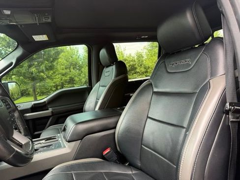 Used 2018 Ford F150 Raptor w/ Equipment Group 802A Luxury AWD/4WD image 14