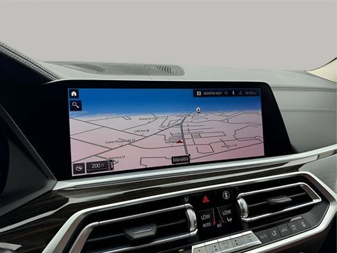 Used 2020 BMW X7 xDrive40i w/ Premium Package AWD/4WD image 65