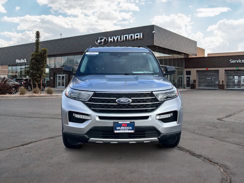 Used 2023 Ford Explorer XLT w/ Equipment Group 202A image 8