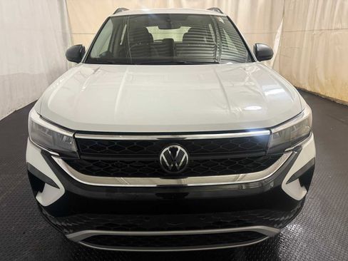 Certified 2023 Volkswagen Taos S image 3