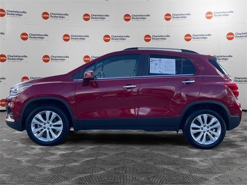 Used 2020 Chevrolet Trax Premier image 2