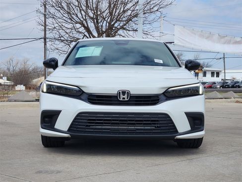 Certified 2024 Honda Civic Sport image 2