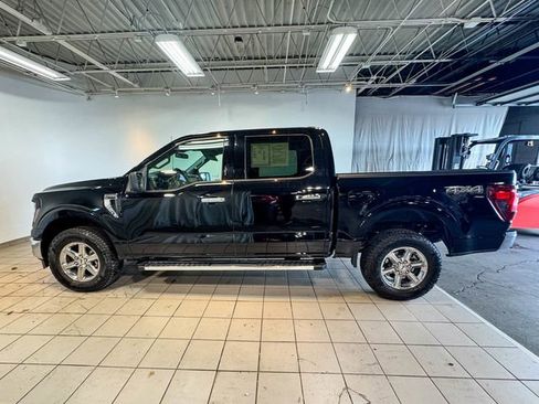 Used 2024 Ford F150 XLT w/ Mobile Office Package image 12