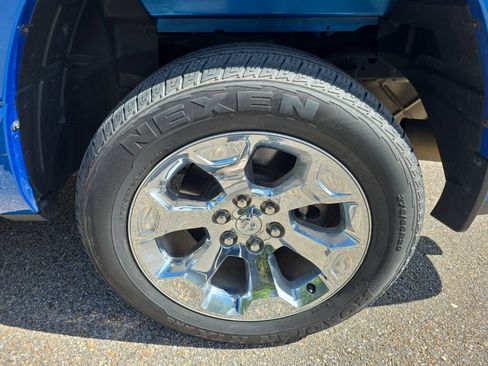 Used 2023 RAM 1500 Big Horn AWD/4WD image 10