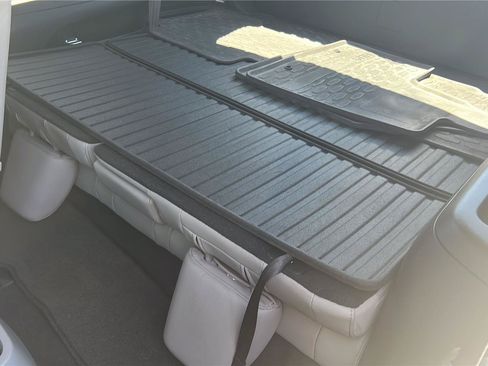 Used 2016 Honda Pilot Elite image 17