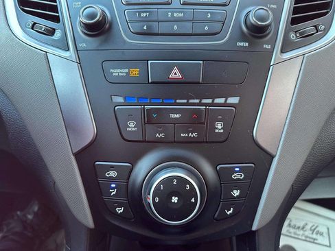 Used 2016 Hyundai Santa Fe Sport image 19