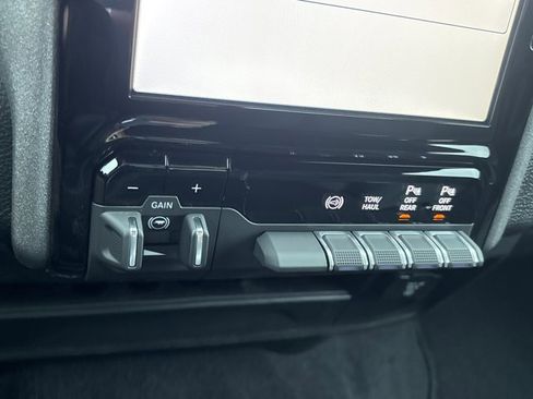 New 2026 RAM 2500 Tradesman AWD/4WD image 32