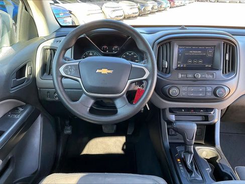 Used 2020 Chevrolet Colorado W/T w/ WT Convenience Package image 6