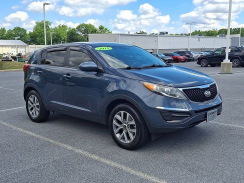 Used 2015 Kia Sportage LX AWD/4WD image 3