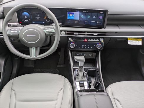 New 2026 Hyundai Santa Cruz SEL FWD image 19