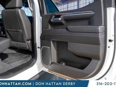 Used 2023 Chevrolet Silverado 1500 LTZ w/ LTZ Convenience Package II AWD/4WD image 22