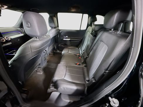 Used 2020 Mercedes-Benz GLB 250 image 25