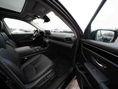 Used 2024 Honda Pilot Touring image 26