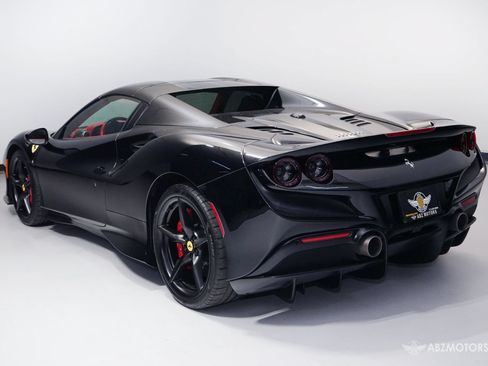 Used 2021 Ferrari F8 Tributo RWD image 7